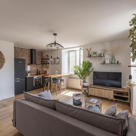 Appartement T2 - Vue Imprenable Sur La Cathedrale Quimper Luaran gambar