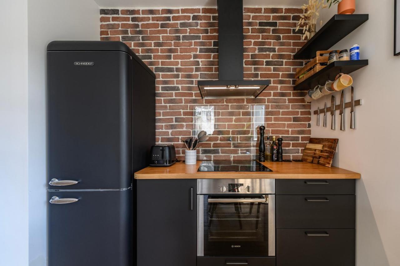 Appartement T2 - Vue Imprenable Sur La Cathedrale Quimper Luaran gambar